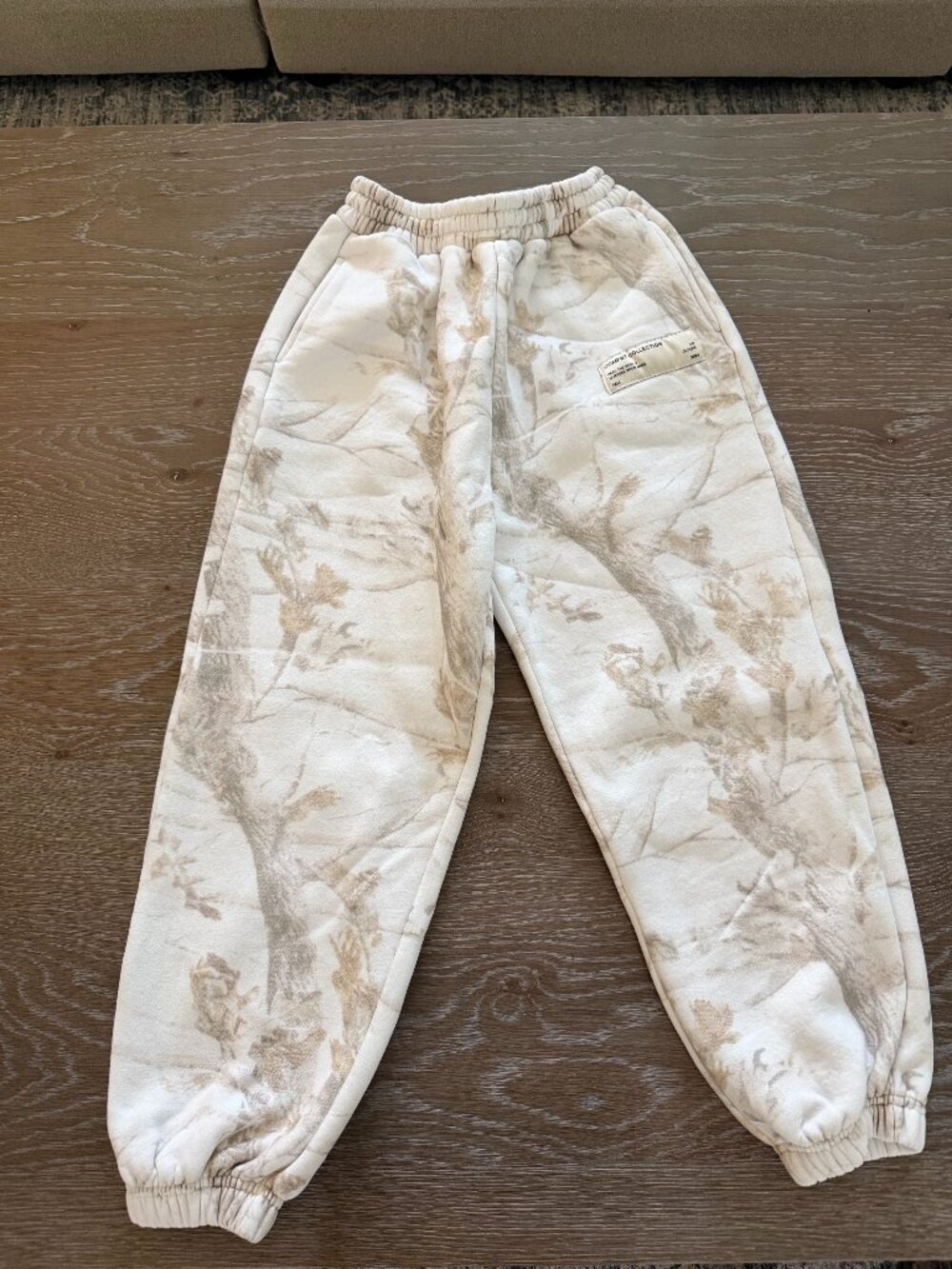 Kids Comfrt white oak camo sweatpants joggers pants size medium